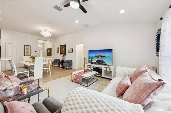 10453 SILVER MAPLE AVE, Oxford, FL 34484