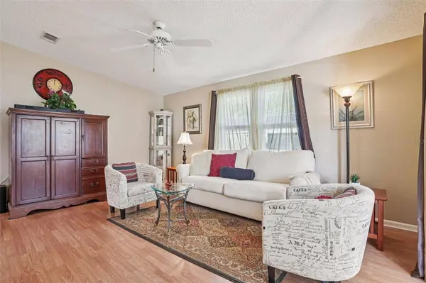 510 BONITA DR, Lady Lake, FL 32159