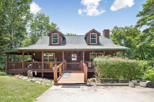 369 Oak Lake DR