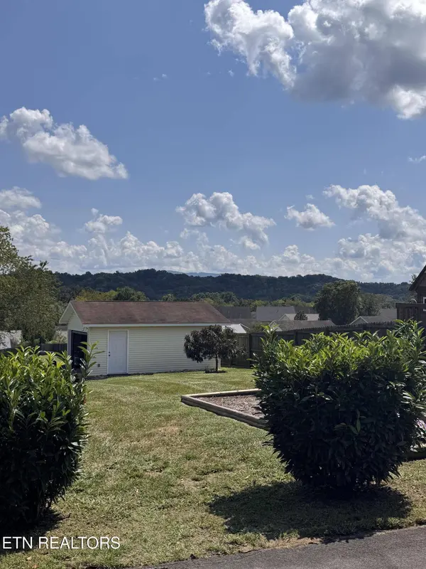 2055 Boyds Creek Hwy