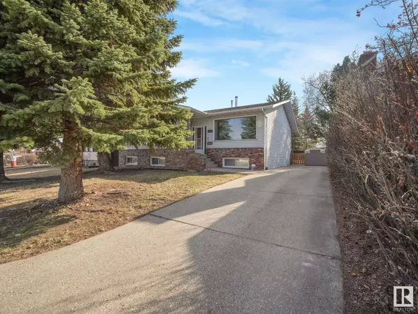 1831 51 ST NW, Edmonton, AB T6L 1X4