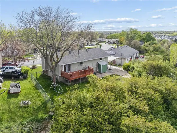 1701 E HILLSBORO DR, Layton, UT 84040