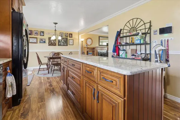 1701 E HILLSBORO DR, Layton, UT 84040