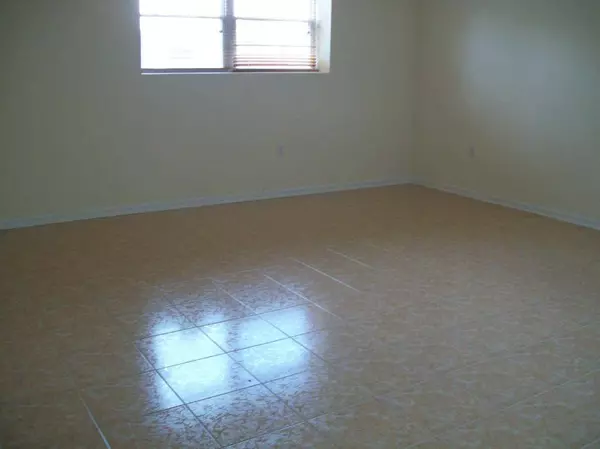 928 18Th Ave, Newark City, NJ 07106