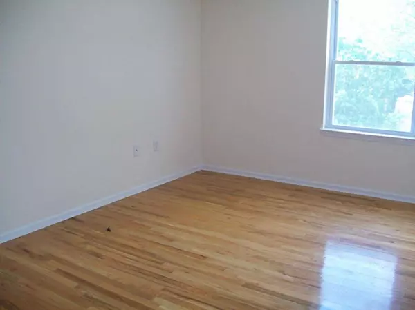 928 18Th Ave, Newark City, NJ 07106