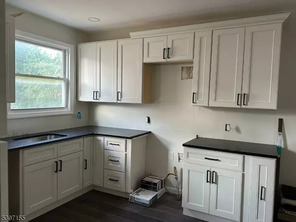 92 Harrison Pl #1, Irvington Twp., NJ 07111