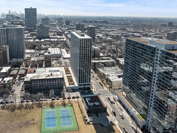 4343 N Clarendon AVE #2210, Chicago, IL 60613