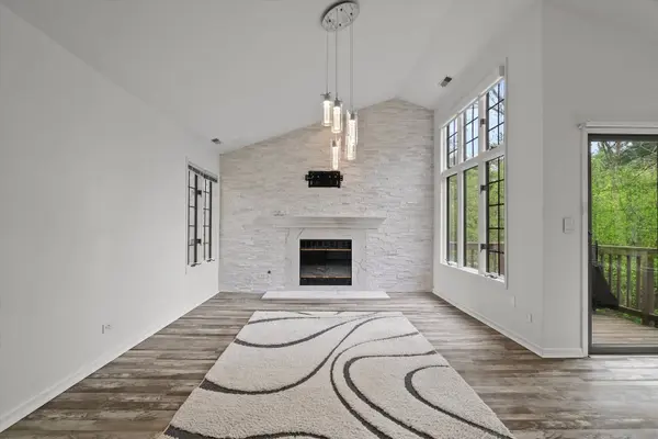 1105 Foxtail Court #1105, Darien, IL 60561