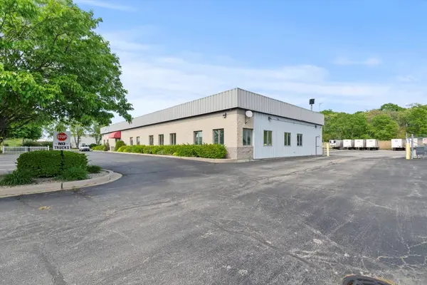 24051 S Northern DR, Channahon, IL 60410