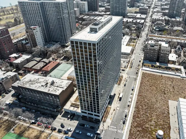 4343 N CLARENDON AVE #2309, Chicago, IL 60613