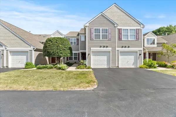 2204 Waterleaf CT #103, Naperville, IL 60564