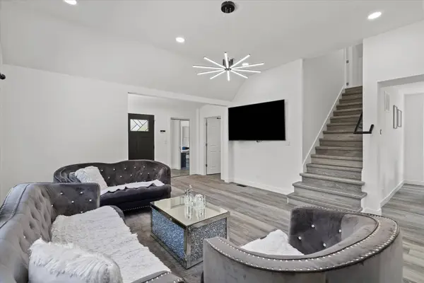 219 S Washington Street, Lockport, IL 60441