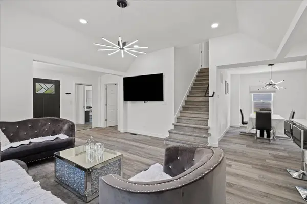 219 S Washington Street, Lockport, IL 60441