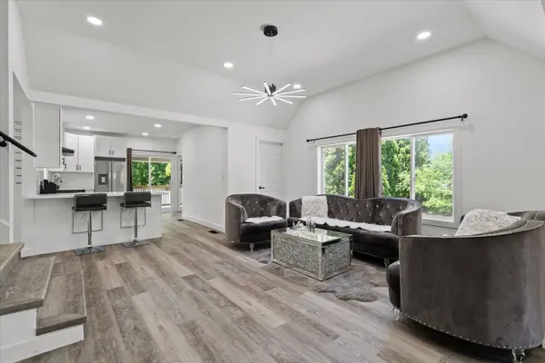 219 S Washington Street, Lockport, IL 60441