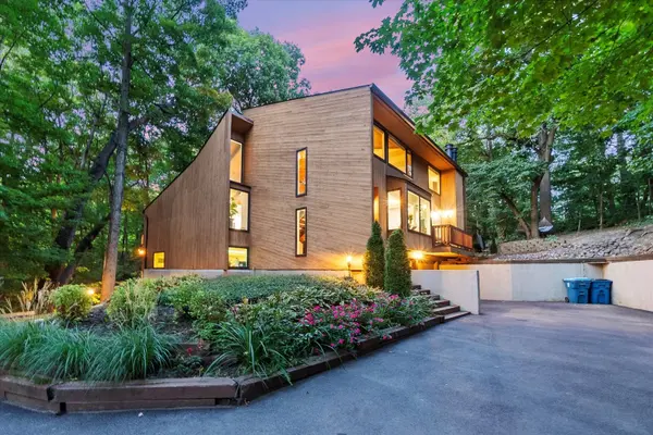 11905 S Lakewood AVE, Palos Park, IL 60464