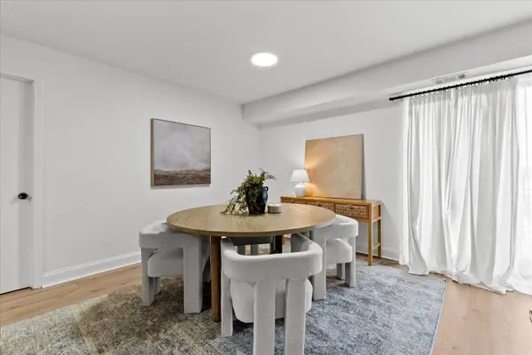 9051 S Roberts Road #310, Hickory Hills, IL 60457