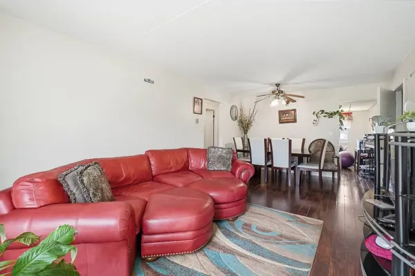 332 KLEIN CREEK Court #C, Carol Stream, IL 60188