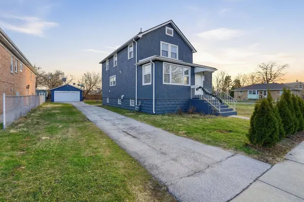 8047 45th Place, Lyons, IL 60534