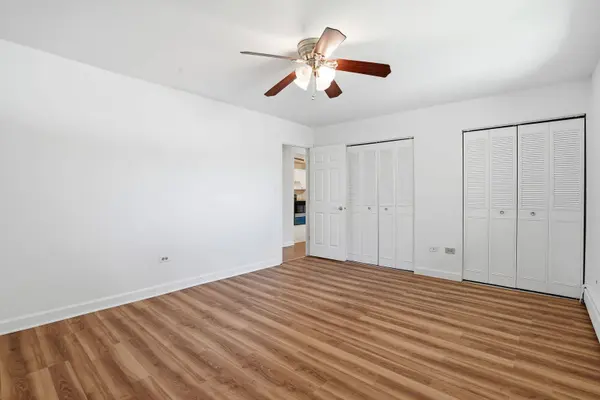 7413 Brookdale Drive #212, Darien, IL 60561