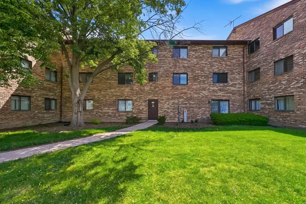 332 KLEIN CREEK CT #C, Carol Stream, IL 60188