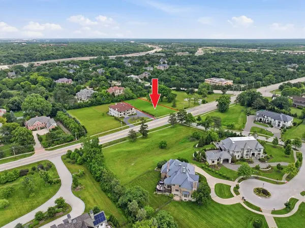 6423 S County Line RD, Burr Ridge, IL 60527