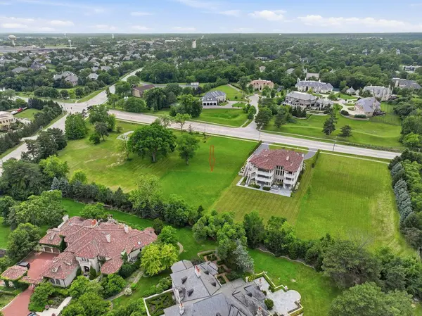 6423 S County Line RD, Burr Ridge, IL 60527