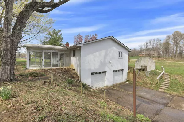 8015 Alspach Road, Lancaster, OH 43130