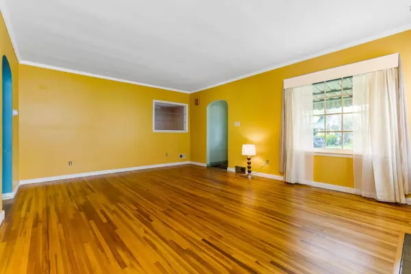 719 E 5th Avenue, Lancaster, OH 43130