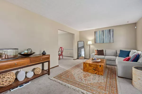 6897 Roundelay Road, Reynoldsburg, OH 43068