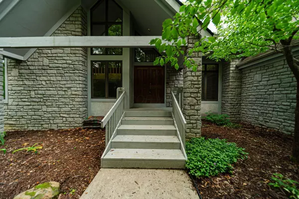 7380 Ferndale Place, Westerville, OH 43082