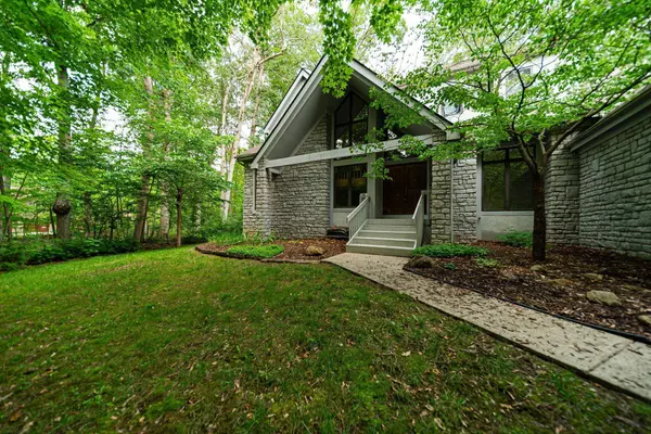 7380 Ferndale Place, Westerville, OH 43082