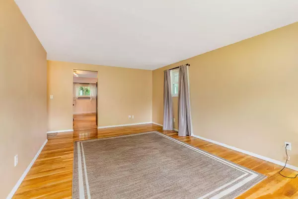 6280 Chelmsford Square, Columbus, OH 43229