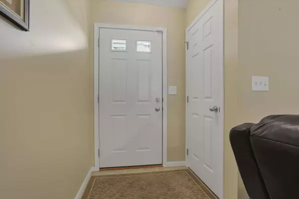 3991 Shannon Green Drive #152, Canal Winchester, OH 43110