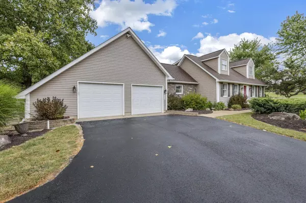 534 Coonpath Road, Lancaster, OH 43130
