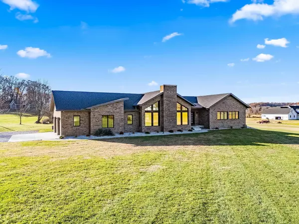 3489 Country Club Road, Lancaster, OH 43130