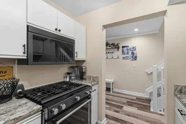 2101 Tamarin Drive #11B, Columbus, OH 43235