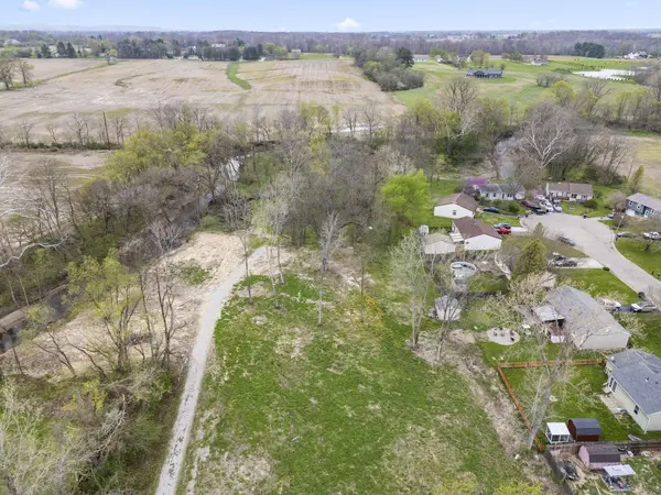 18 S Creekview Court, Baltimore, OH 43105