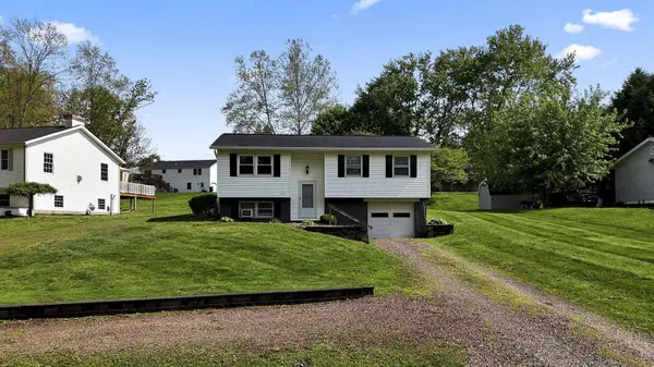 6415 Tanglewood Drive, Nashport, OH 43830