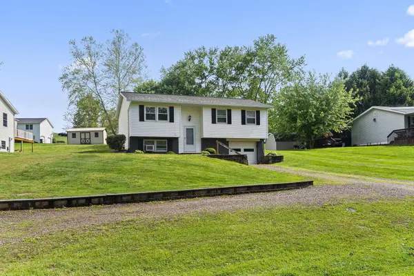 6415 Tanglewood Drive, Nashport, OH 43830