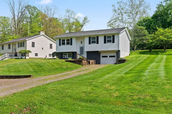 6415 Tanglewood Drive, Nashport, OH 43830
