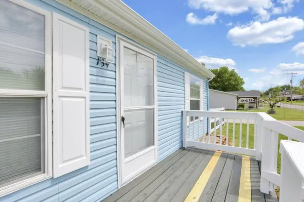 139 Myers Avenue, Buckeye Lake, OH 43008
