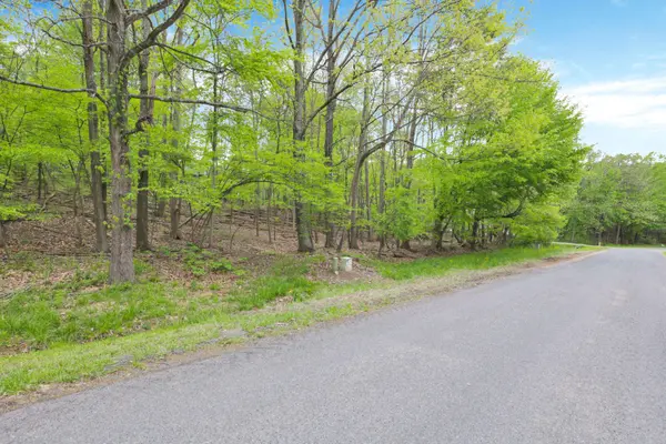 0 Apple Valley Drive #Lot 225, Howard, OH 43028