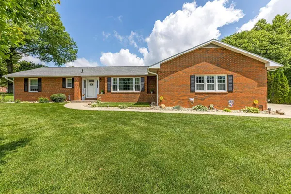1030 Rhoda Lane, Lancaster, OH 43130