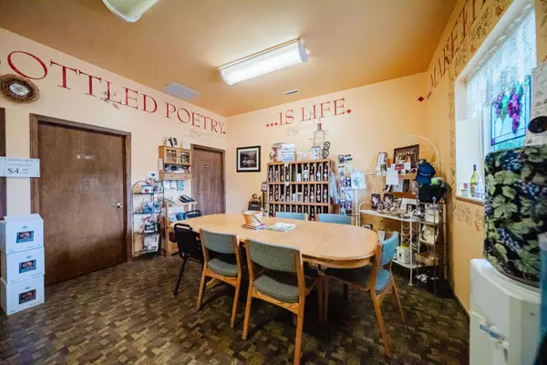 1900 Winchester Southern Road #UNIT B, Canal Winchester, OH 43110