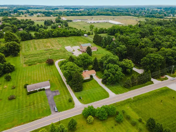 1900 Winchester Southern Road #UNIT B, Canal Winchester, OH 43110