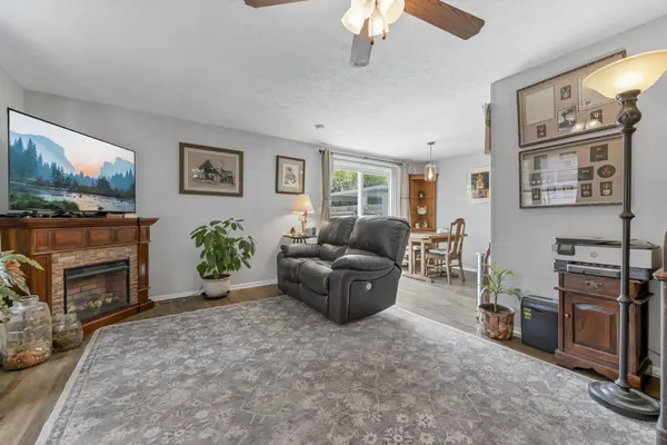 2815 Avati Drive, Columbus, OH 43207