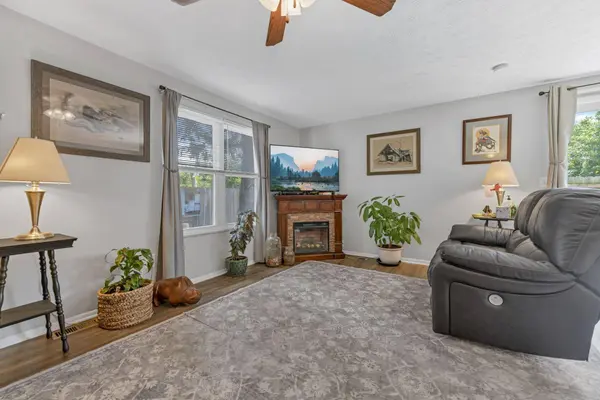 2815 Avati Drive, Columbus, OH 43207