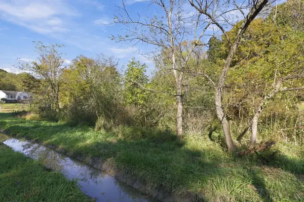 0 Apple Valley Drive #LOT 208, Howard, OH 43028