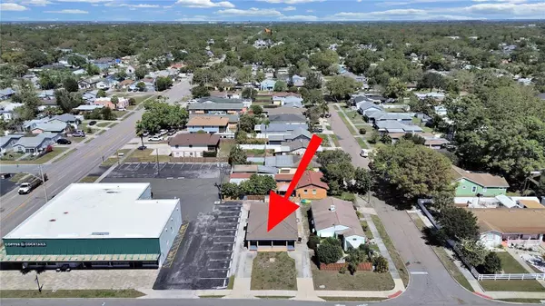 1515 30TH AVE N, St Petersburg, FL 33704