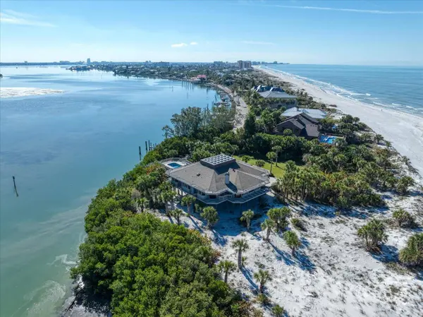1198 MANDALAY PT, Clearwater, FL 33767